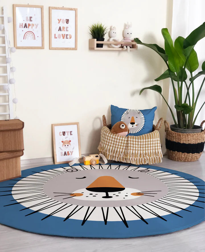 Scandinavian Lion Pattern Round Rug