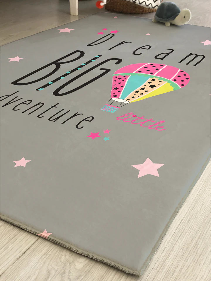 Children's Rug with Balloon Pattern